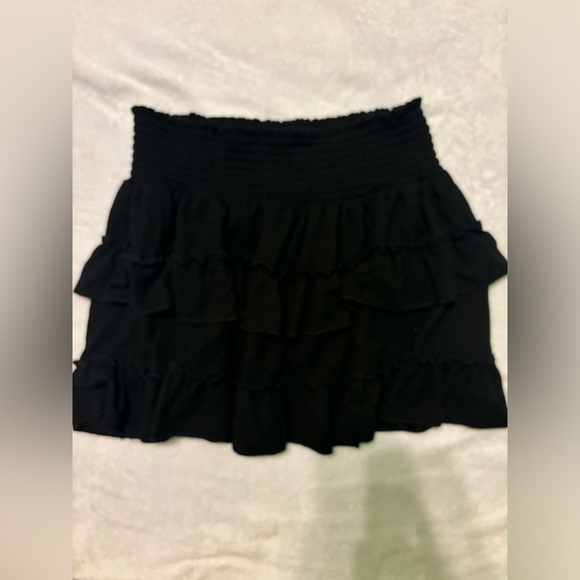 Free with bundle ☄️Black Skirt☄️6$ closet clean out sale - Picture 2 of 2